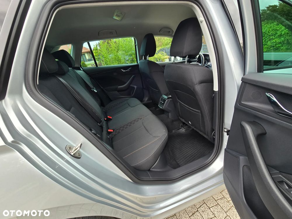 Skoda Kamiq 1.0 TSI Ambition DSG - 12
