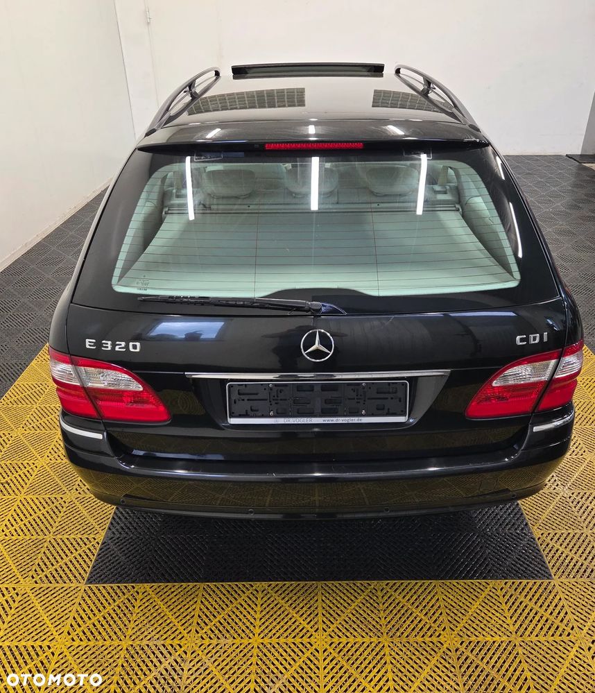 Mercedes-Benz Klasa E 320 CDI T Avantgarde - 4