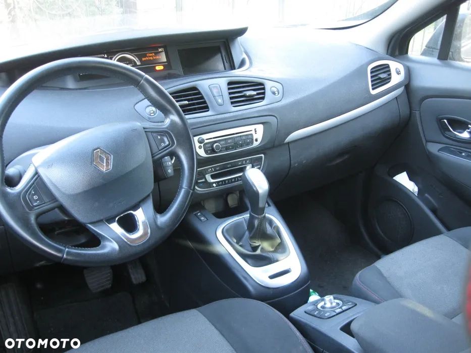 Renault Grand Scenic dCi 110 EDC Dynamique - 11
