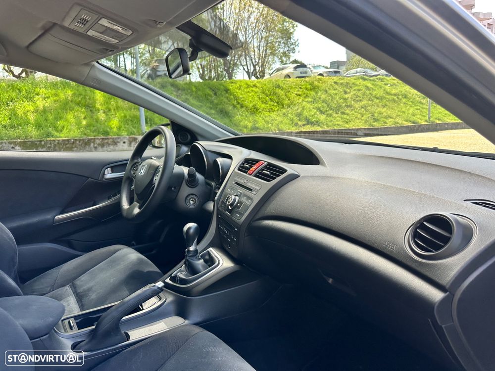 Honda Civic 1.6 i-DTEC Comfort - 38