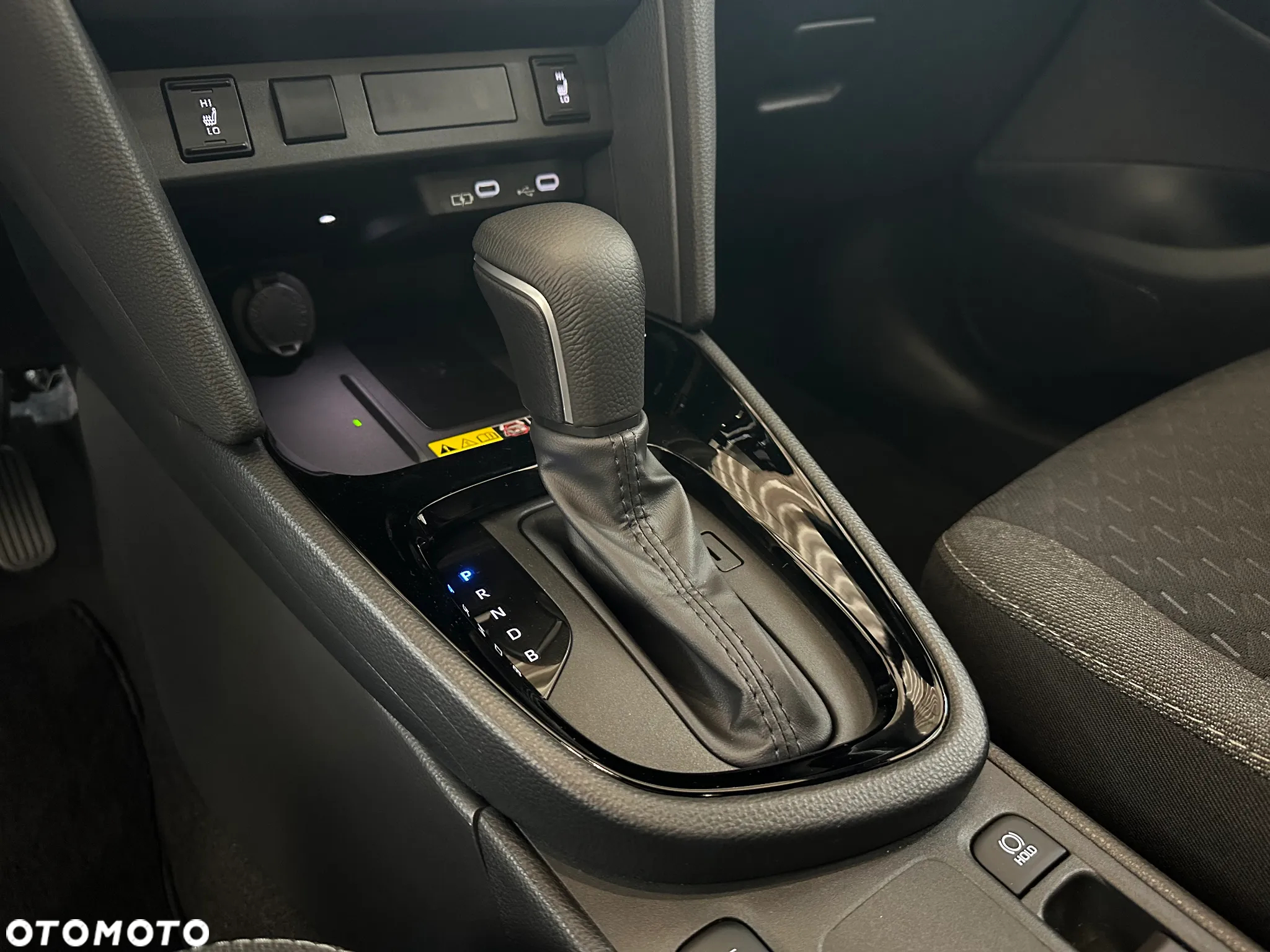 Toyota Yaris Hybrid 1.5 Style - 21