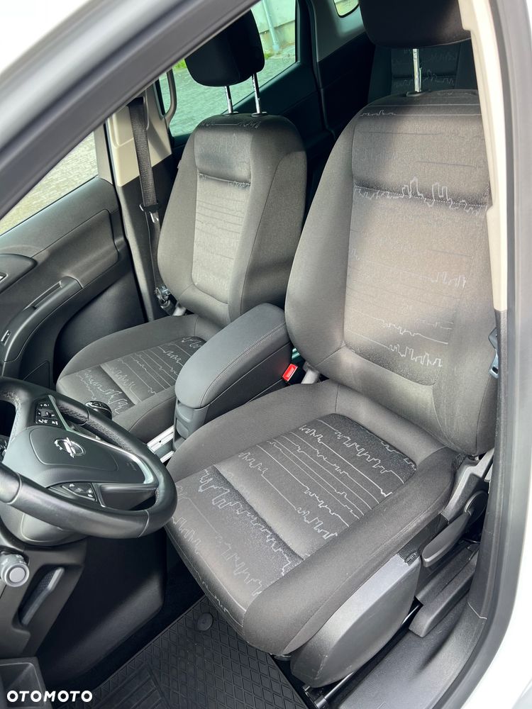 Opel Meriva - 11