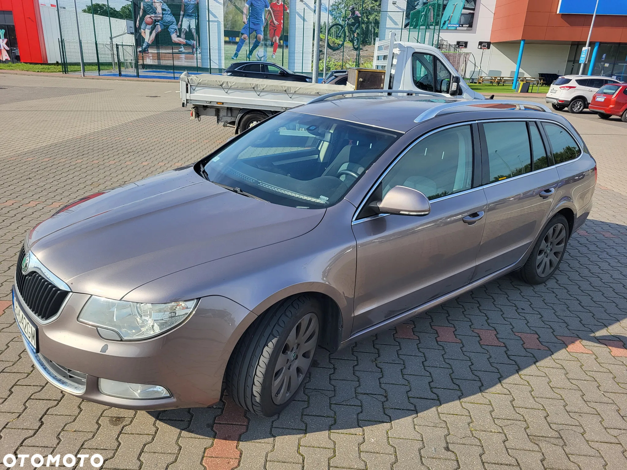 Skoda Superb 2.0 TDI Ambition - 11