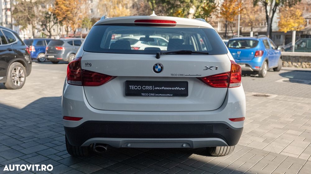 BMW X1 xDrive18d xLine - 4