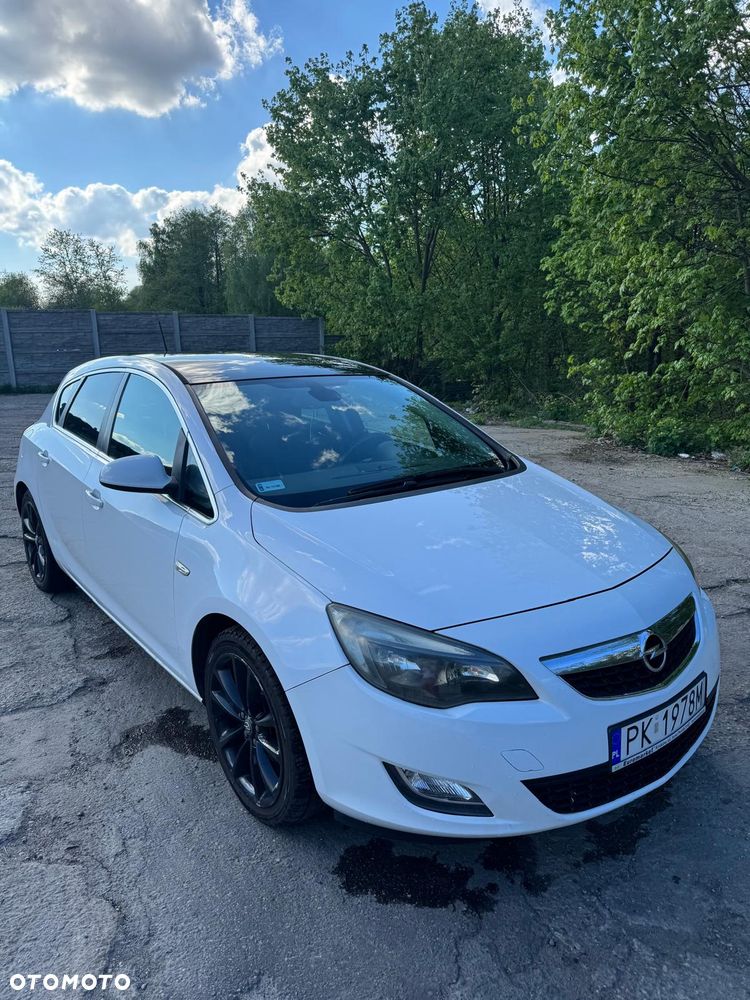 Opel Astra 1.4 Turbo - 1
