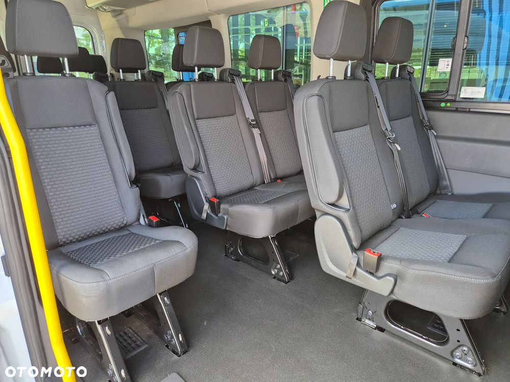Ford Transit Autobus 18 miejsc - 4