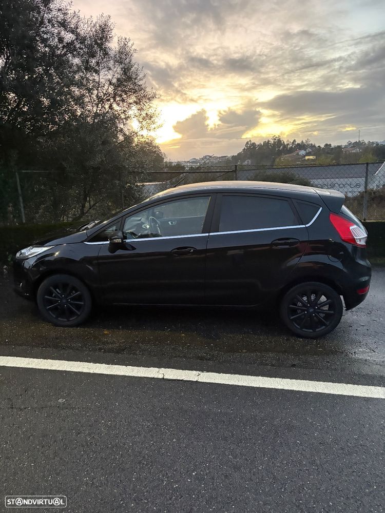 Ford Fiesta 1.0 Ti-VCT Titanium - 2