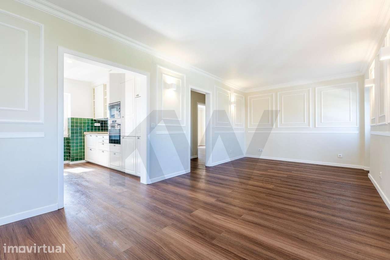 Encantador Apartamento T2+1 no Coração de Sintra – Charme Histórico e - Grande imagem: 3/25