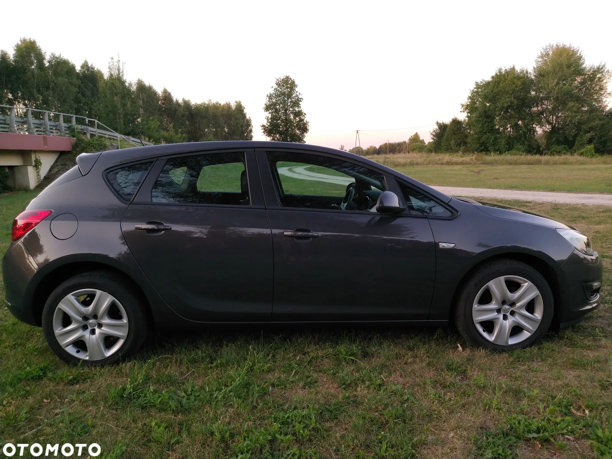 Opel Astra 1.4 Turbo Edition - 12