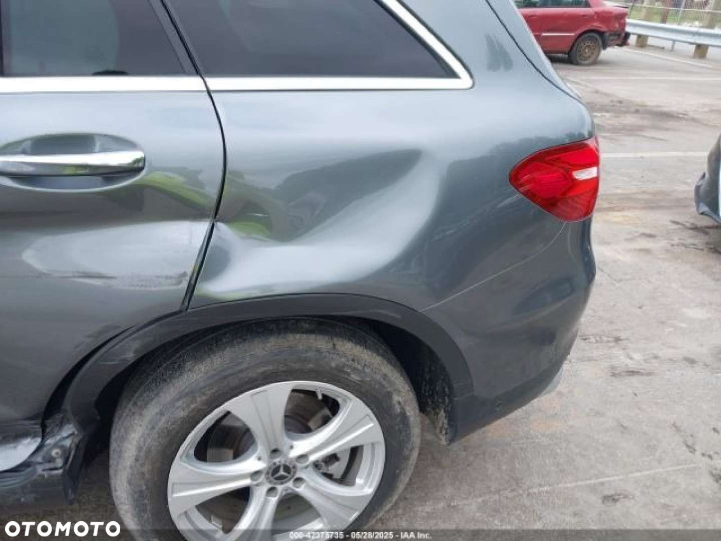 Mercedes-Benz GLC - 7