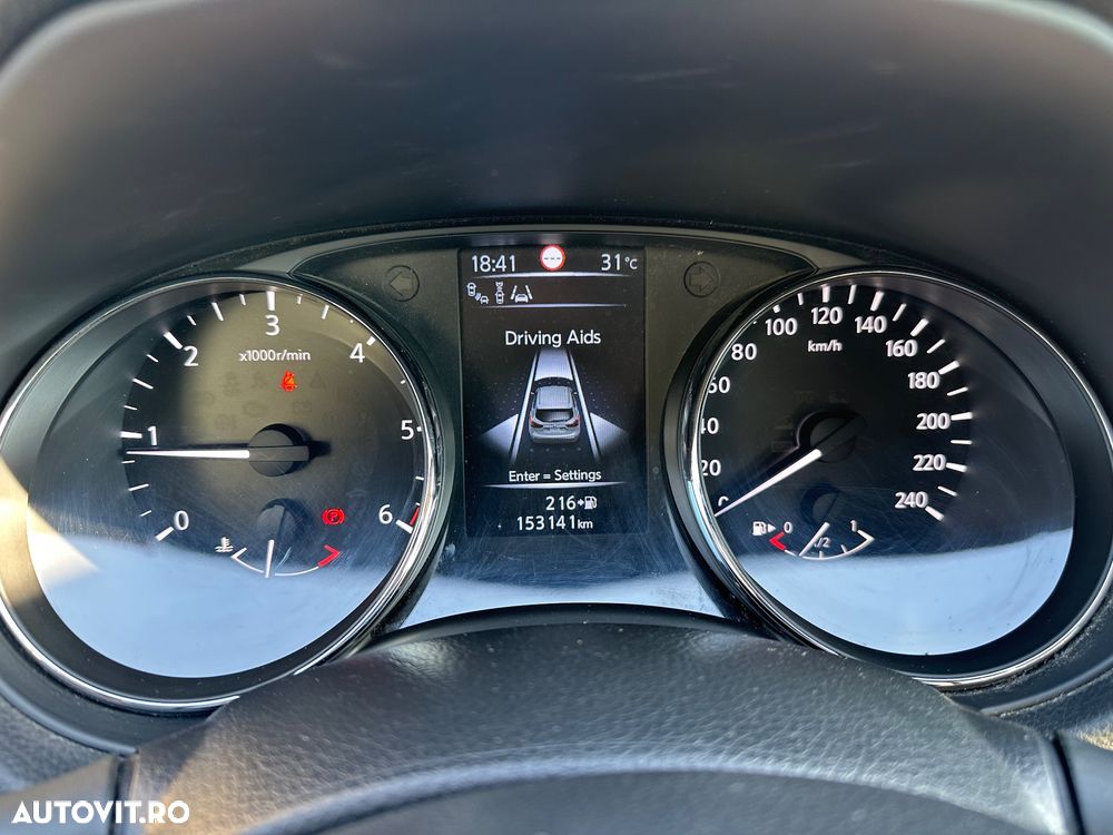 Nissan Qashqai 1.5 DCI TEKNA+ - 32
