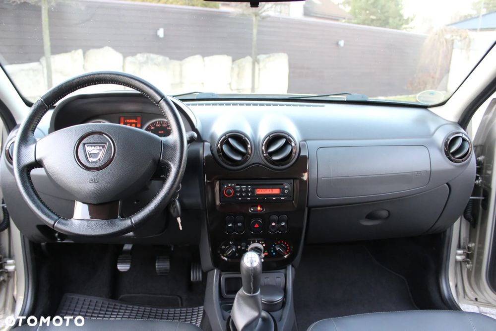 Dacia Duster 1.6 16V 4x2 Prestige - 19