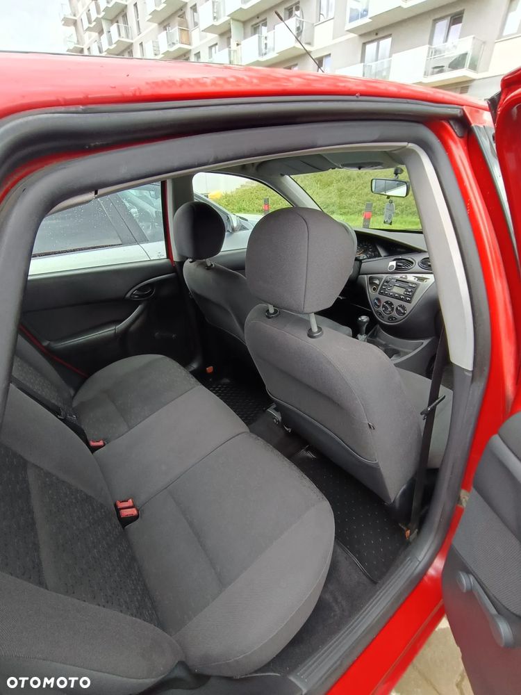 Ford Focus 1.6 Comfort X / 100 - 8