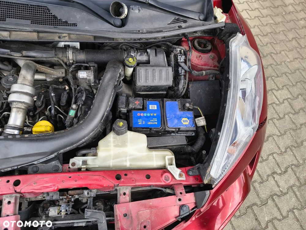 Nissan Juke - 12