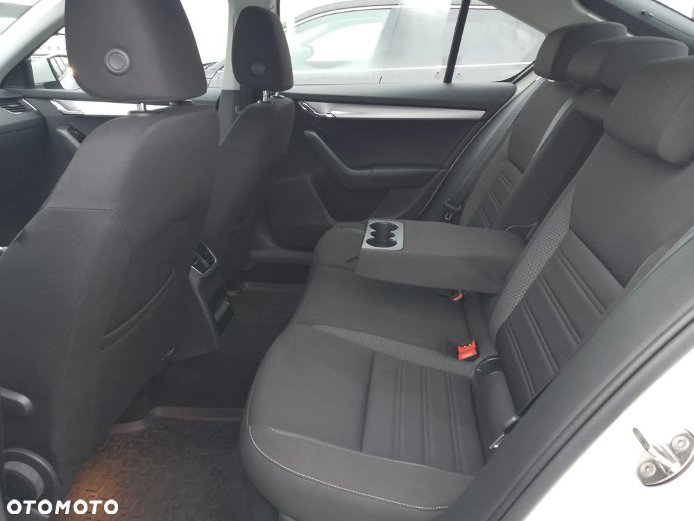Skoda Octavia 1.5 TSI GPF ACT Ambition - 19