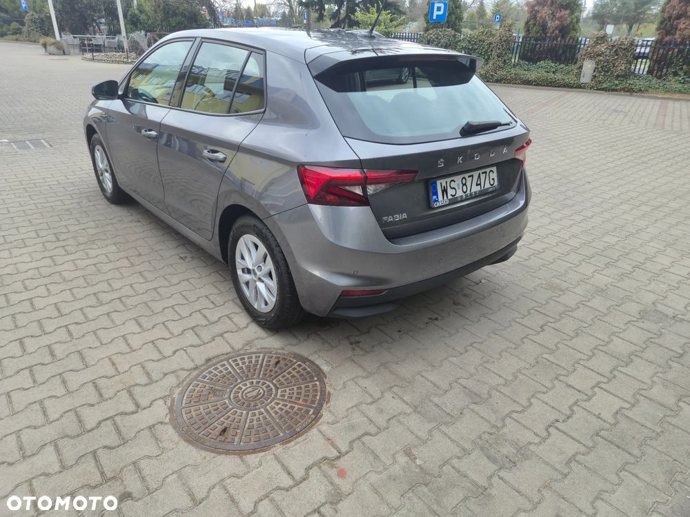 Skoda Fabia 1.0 TSI Ambition - 2