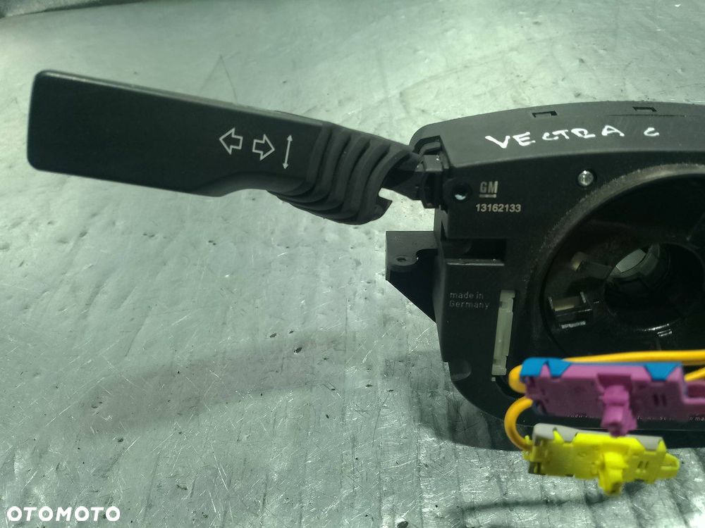 PRZEŁĄCZNIK ZESPOLONY OPEL VECTRA C 13162133 1.9 CDTI - 5