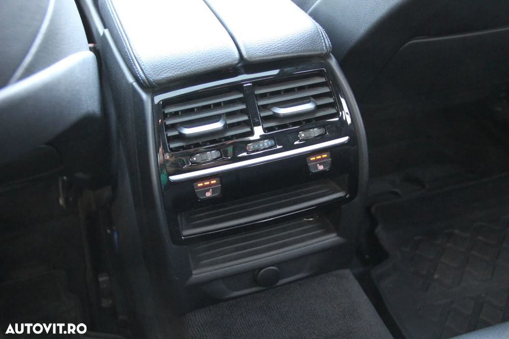 BMW Seria 5 520d xDrive AT - 38
