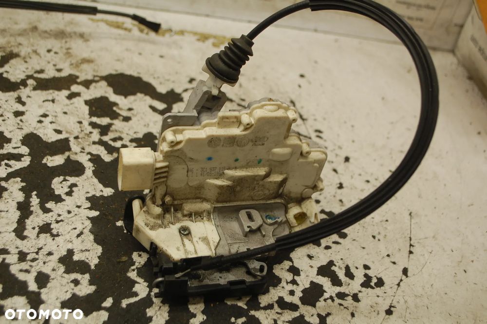 ZAMEK DRZWI LEWY PRZÓD PRZEDNI 9 PIN SKODA SUPERB II 3C1837015A VW - 4