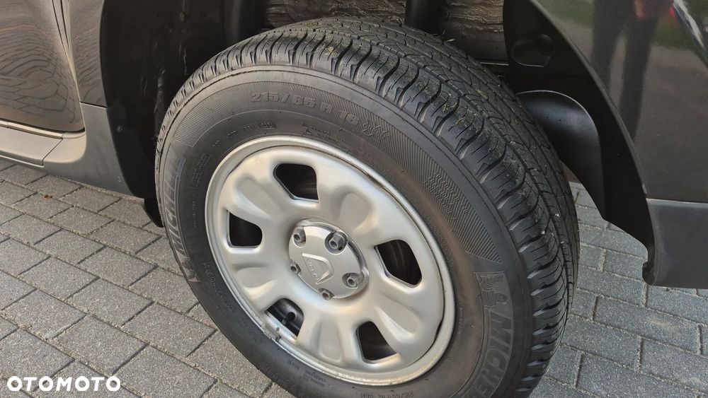 Dacia Duster 1.6 16V 4x2 Essentiel - 8
