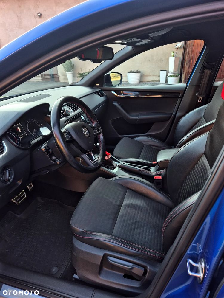 Skoda Octavia 2.0 TDI RS DSG - 8