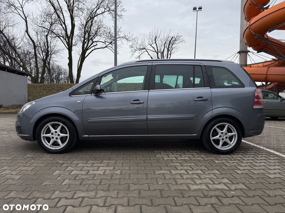 Opel Zafira 2.2 Cosmo - 9
