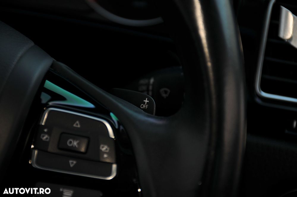 Volkswagen Touareg 3.0 V6 TDI SCR Blue Motion DPF Automatik Executive Edition - 35