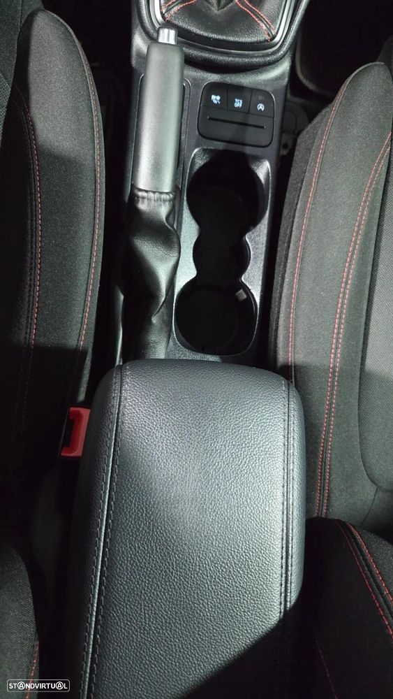 Ford Fiesta 1.0 EcoBoost ST-Line - 29