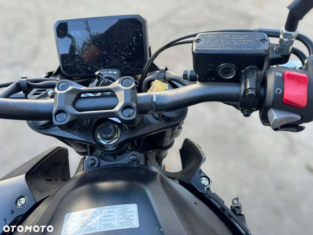 Honda CB - 17