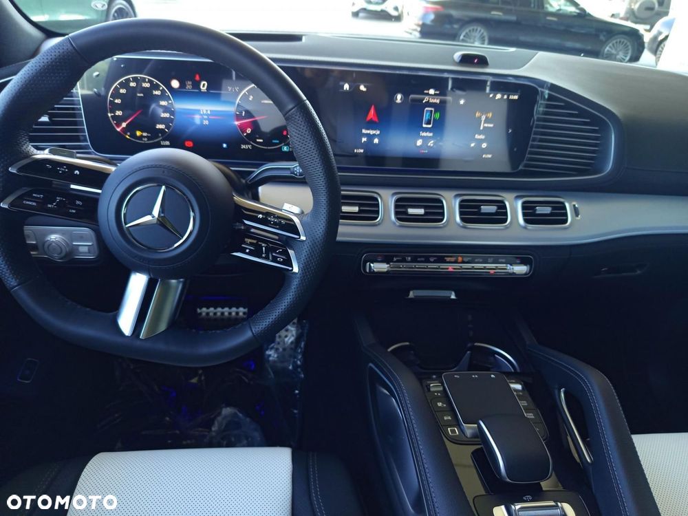 Mercedes-Benz GLE - 10
