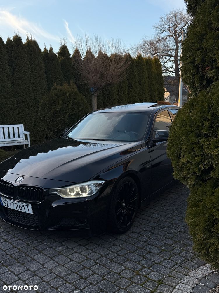 BMW Seria 3 328i - 2