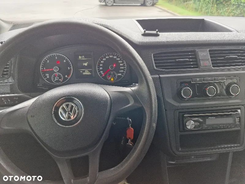 Volkswagen Caddy - 12