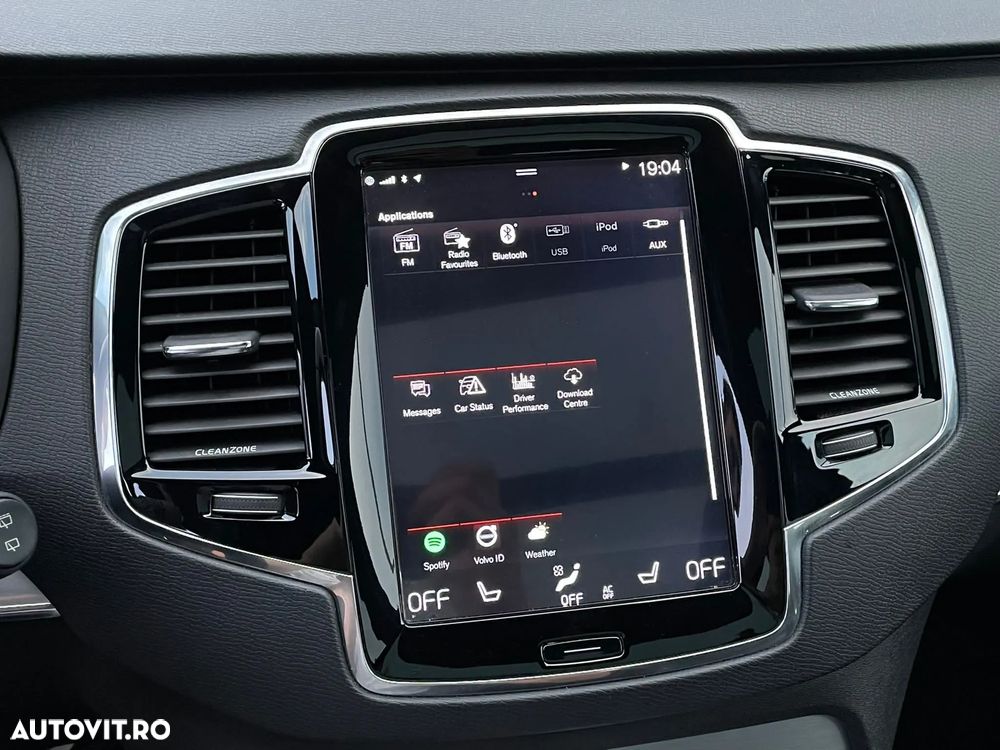 Volvo XC 90 T8 Twin Engine AWD Momentum - 19