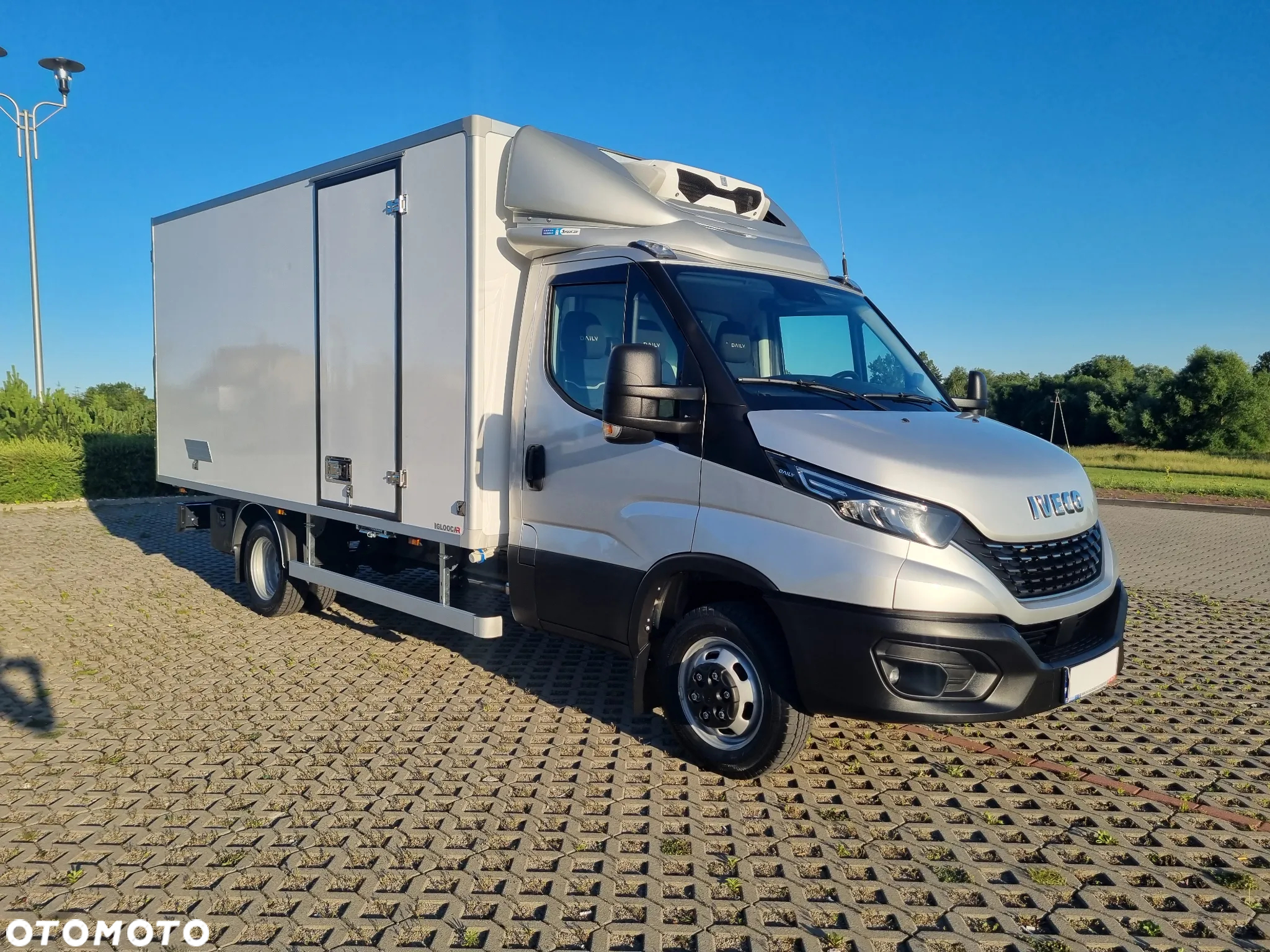 Iveco Daily 50-180 Hi-Matic Chłodnia 8-Palet -20/+20 Zasilanie Stacjonarne 230V Agregat ZANOTTI 350 / UNIKAT / - 7
