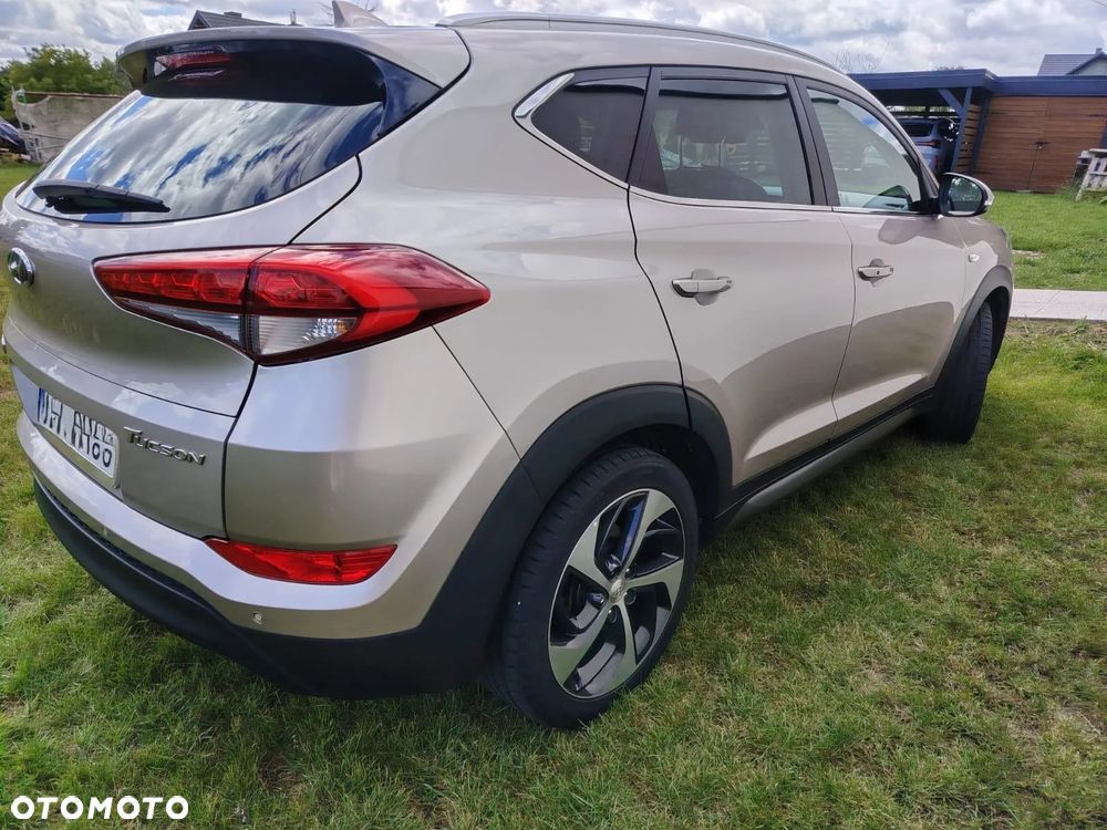 Hyundai Tucson 1.7 CRDI BlueDrive Comfort 2WD - 5