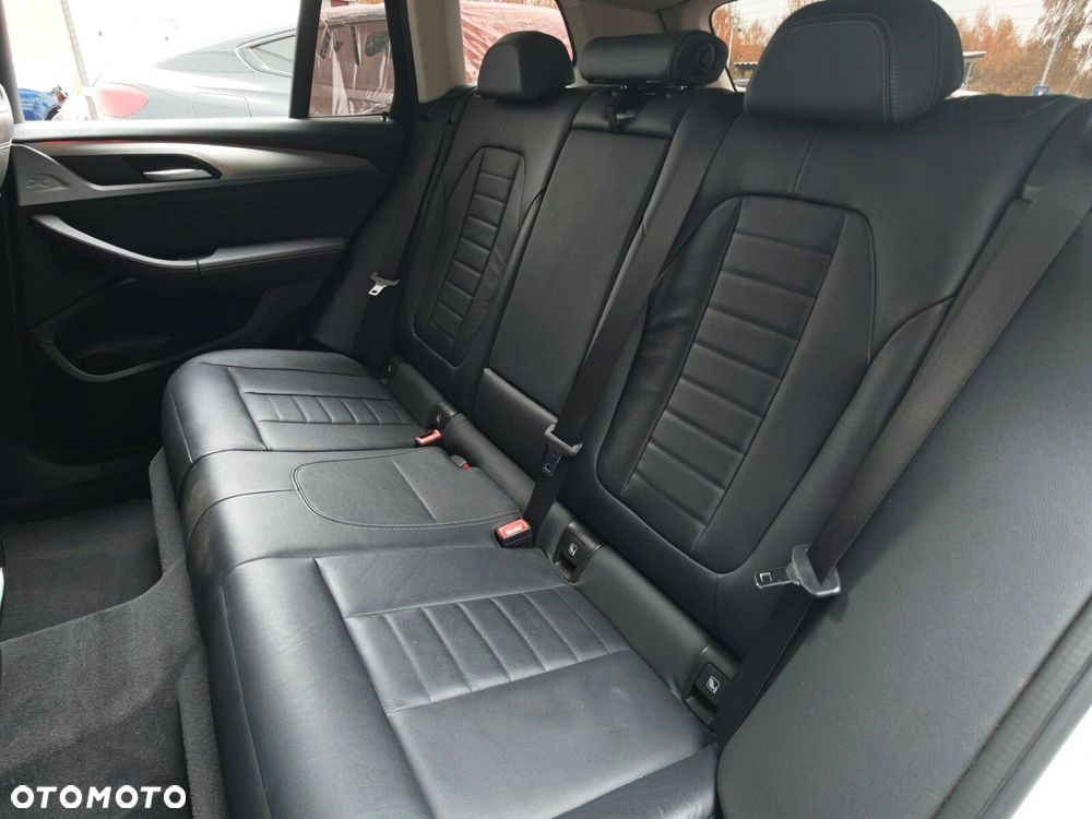BMW X3 xDrive30i mHEV sport - 17