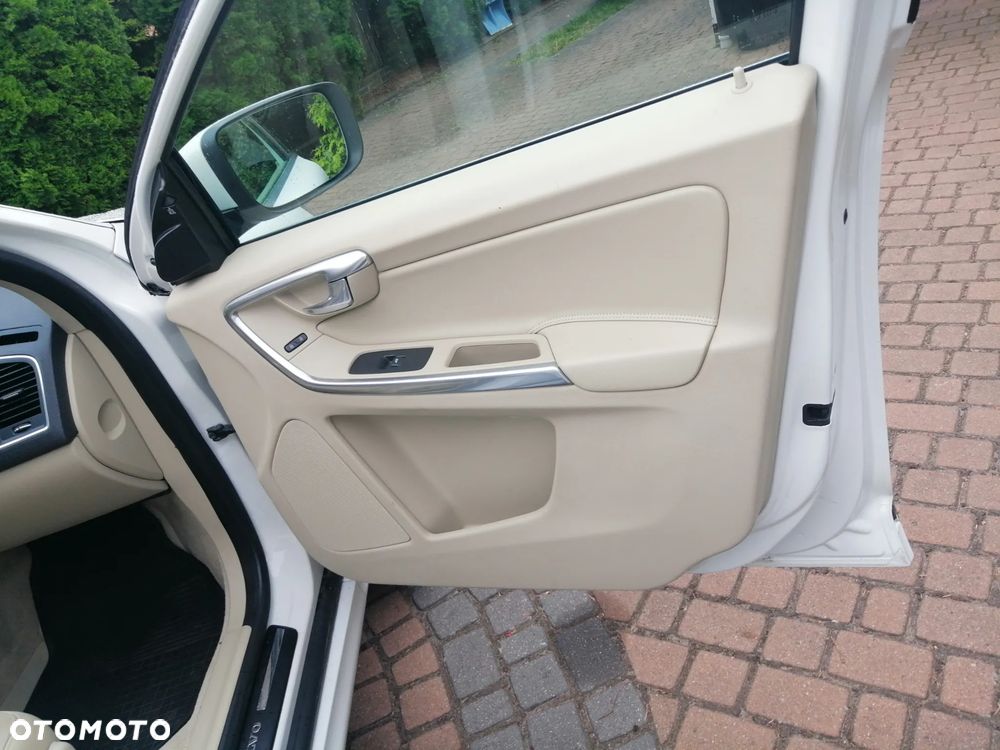 Volvo XC 60 T5 Drive-E Summum - 30