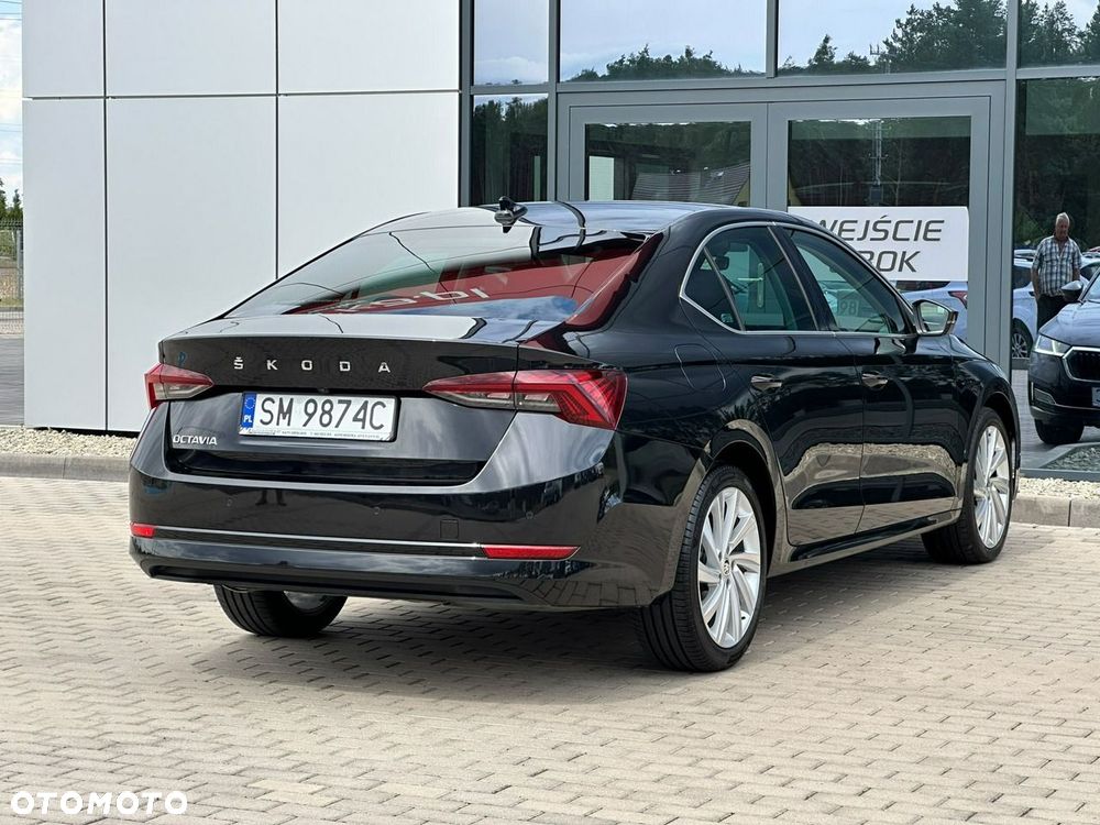 Skoda Octavia 2.0 TDI Style DSG - 8