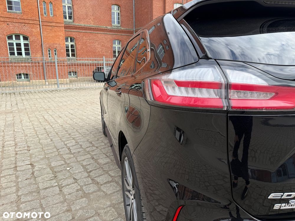 Ford Edge - 24