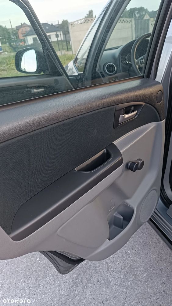 Suzuki SX4 1.5 - 17