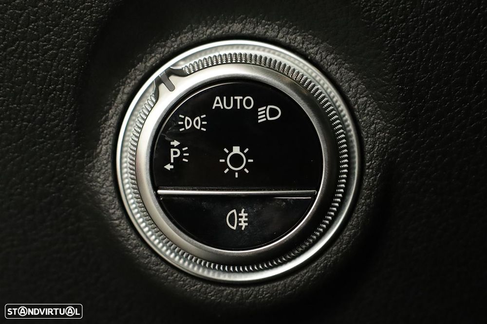 Mercedes-Benz C 220 d Avantgarde - 18