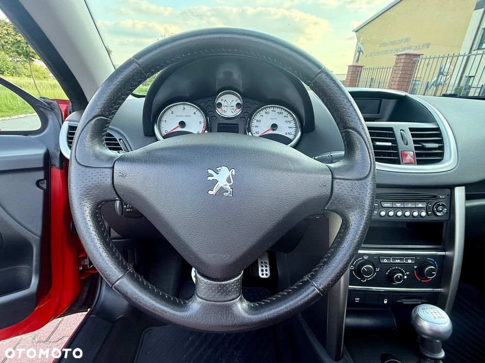 Peugeot 207 CC 1.6 HDi Premium - 24