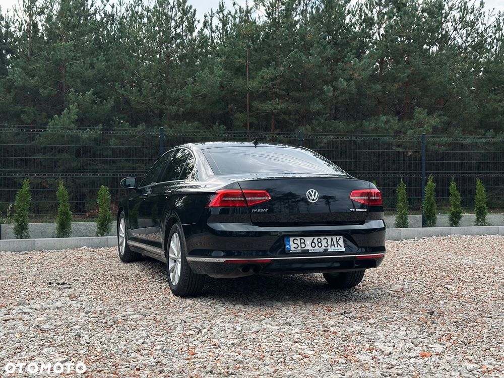 Volkswagen Passat 1.8 TSI BMT Highline DSG - 27