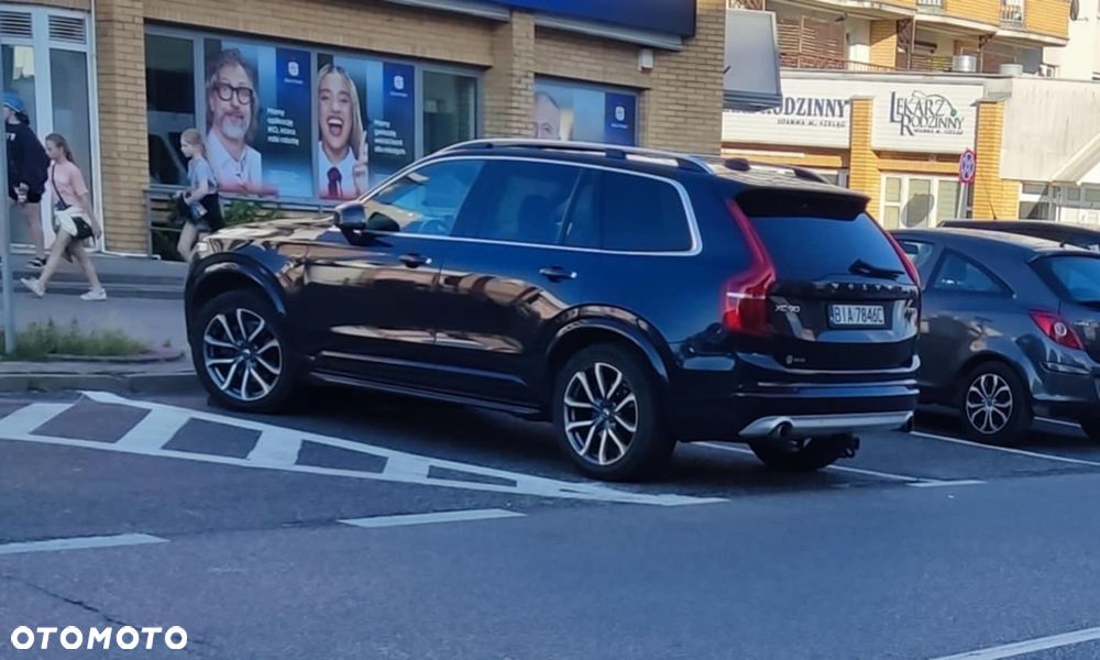 Volvo XC 90 T5 AWD Geartronic Momentum - 1