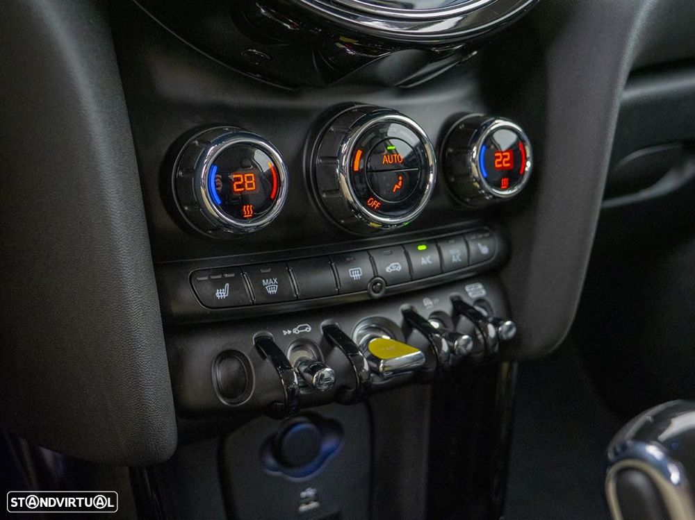 MINI 3 Portas Cooper SE - 33