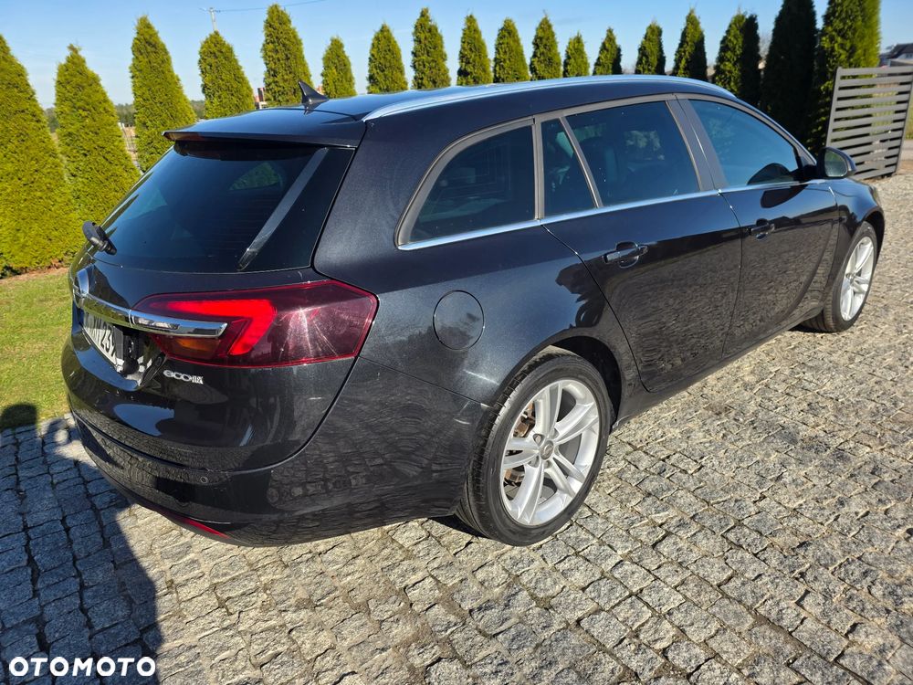 Opel Insignia - 12