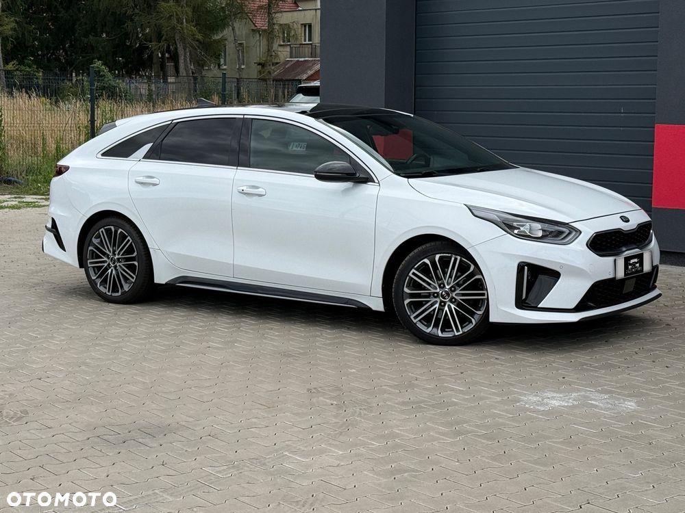 Kia ProCeed 1.4 T-GDI DCT7 OPF GT LINE - 9