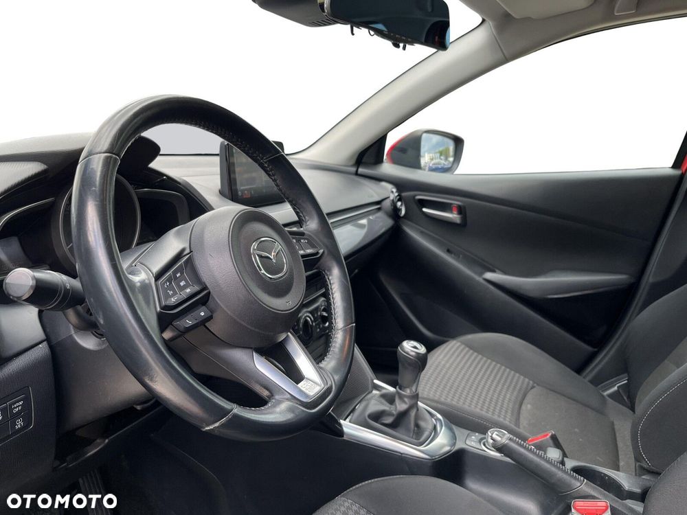 Mazda 2 - 10