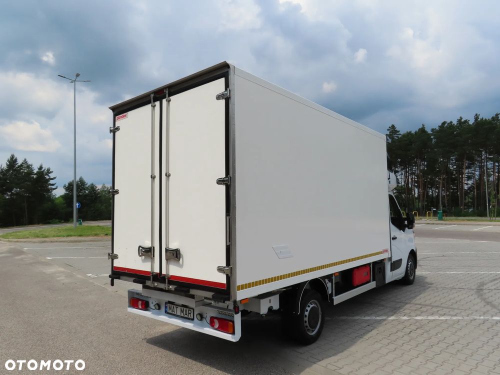 Renault Master 2.3 dCi 163 Km WZMACNIANY Chłodnia -20*C + 30*C Z Izoterma 4.20 Cm 8 Euro Palet Zasilanie V230 Funkcja Grzania Kabina Sypialniana WEBASTO Stan Jak NOWY - 4