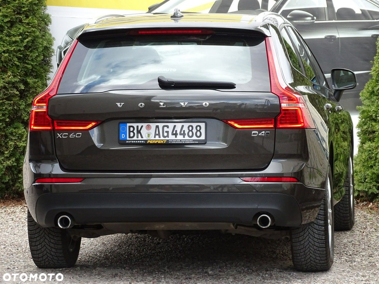 Volvo XC 60 D4 AWD Momentum - 12